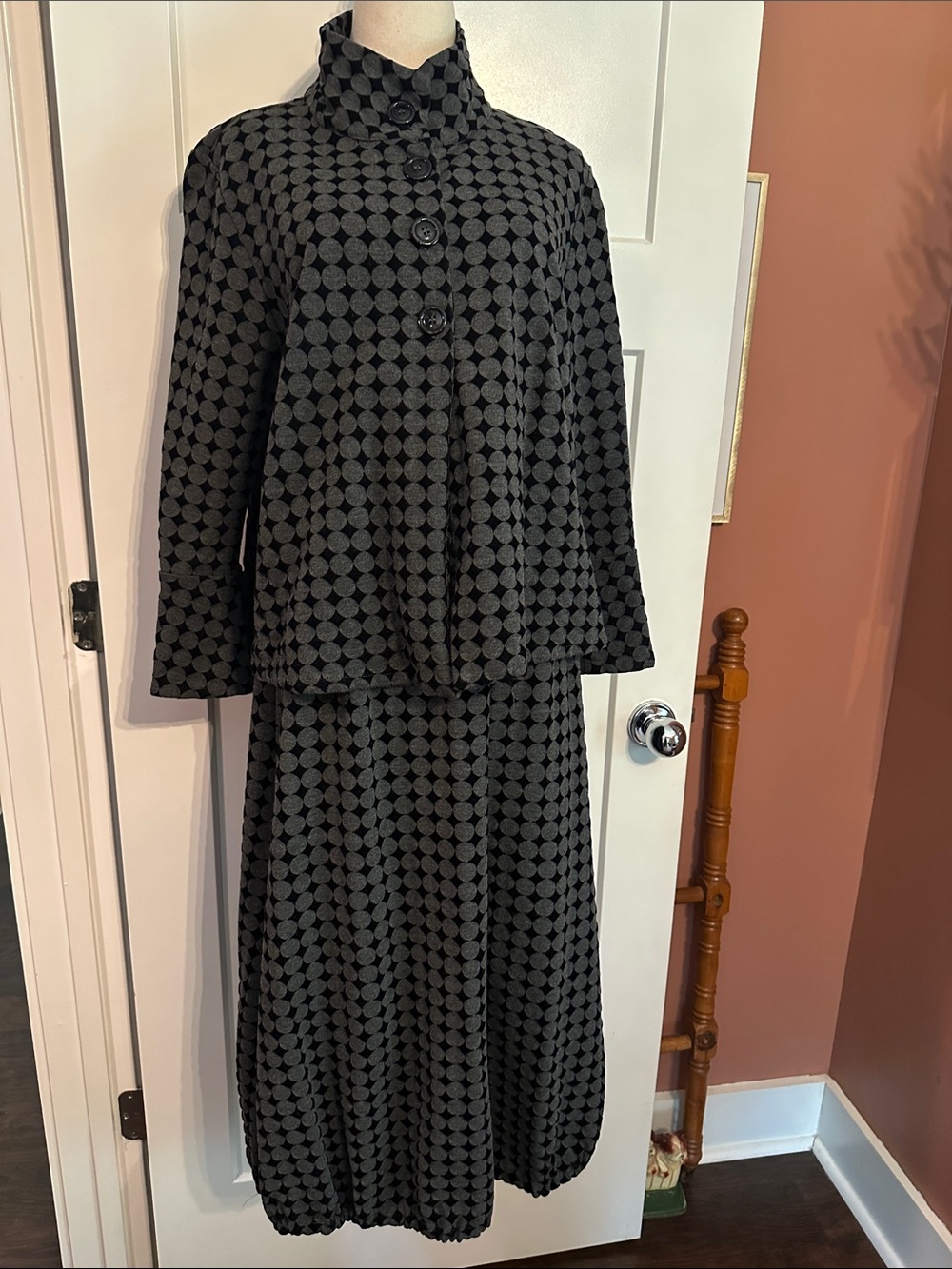 bryn Walker 2-piece polka dot black gray S/M Lagenlook jacket & skirt set - Picture 16 of 16